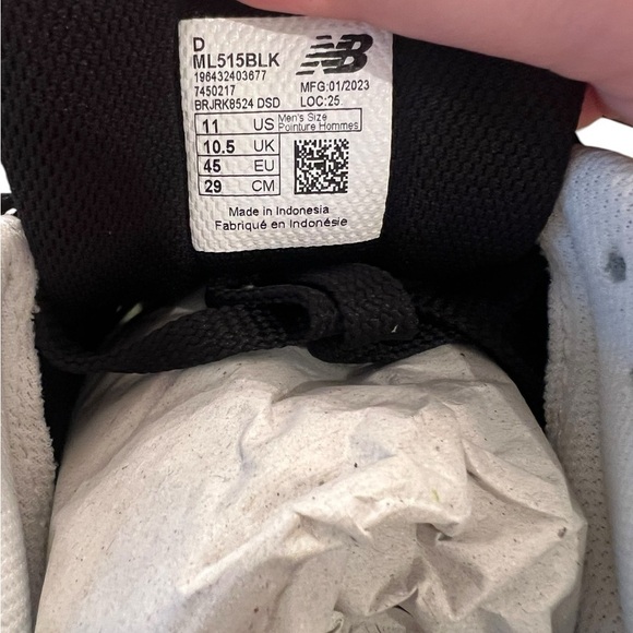 NWOB New Balance Men’s 515 v3 Sneakers in Black/White in size US Mens 11 main image 7